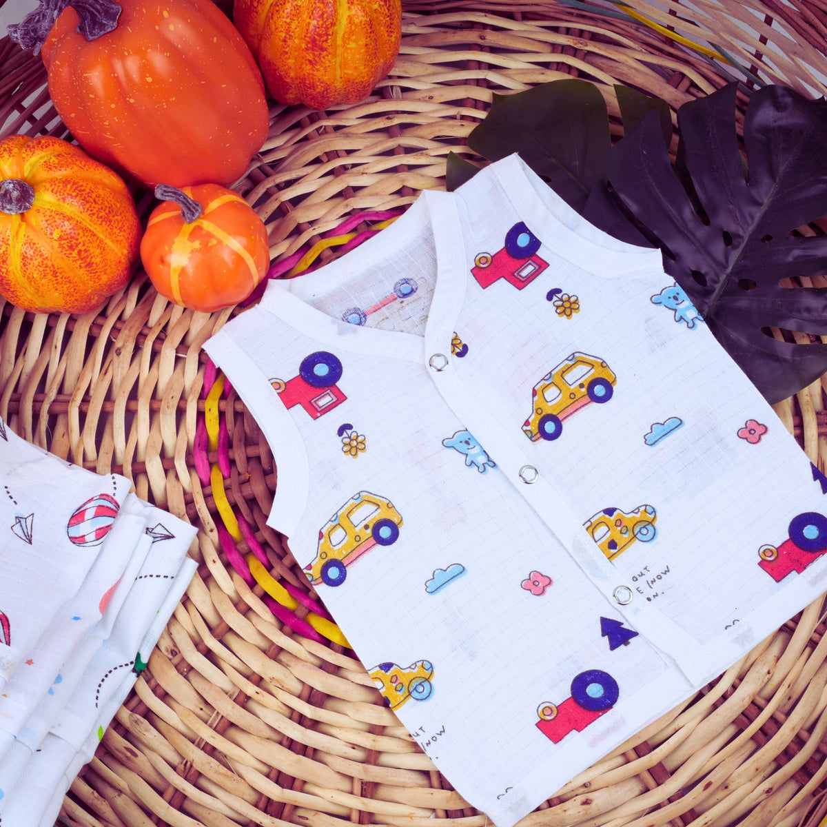 White Muslin Jhablas – Dori, Front-Open & Mixed Packs — product view